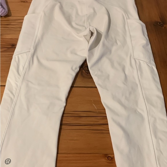 Lululemon white legging size 6 - Picture 2 of 7